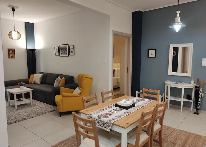 Central & Comfortable, 70M² Apt In Neos Kosmos