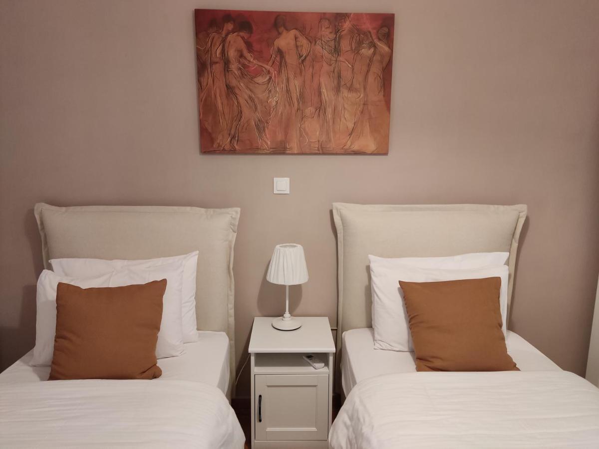 Apartment & Comfortable, 70m² In Neos Kosmos